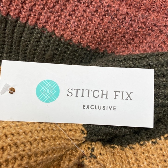Pink Clover Stitch Fix Color Block Sweater NWT Size Medium - Picture 8 of 8